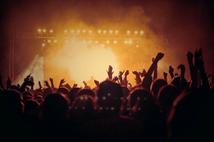 5 Tips Cara Memotret saat Datang di Konser Musik